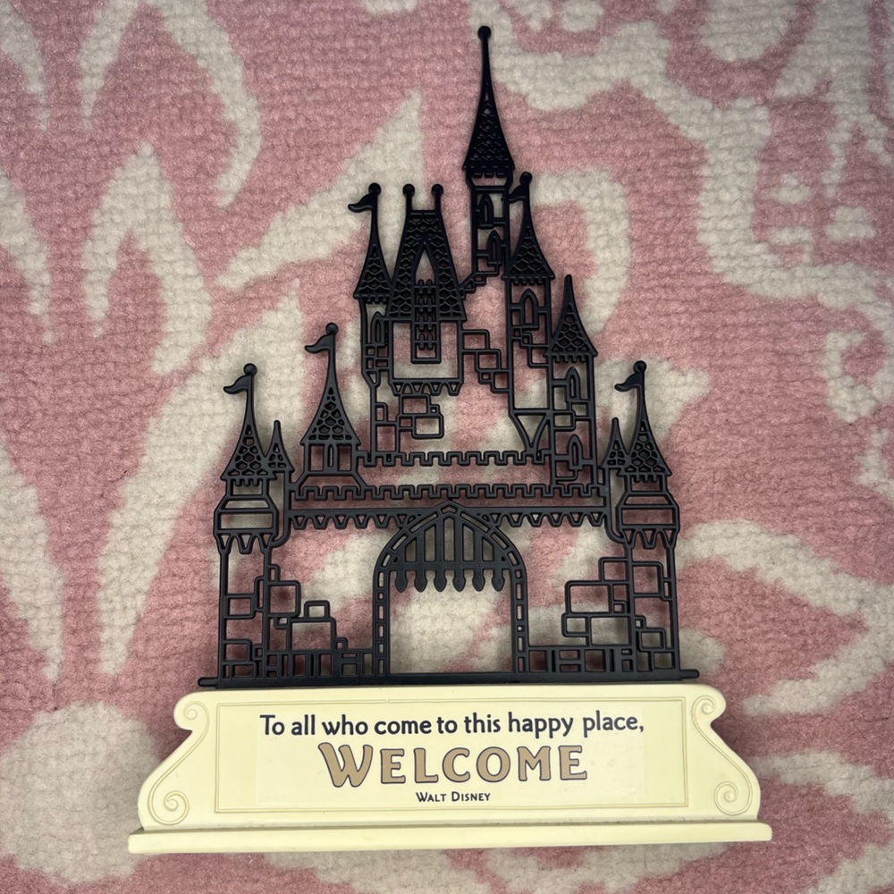 Disney Castle Hallmark Welcome Sign